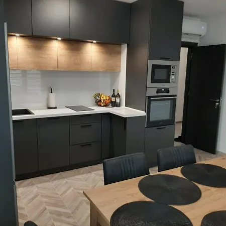 Deluxe 2 Saints Constantine and Helena