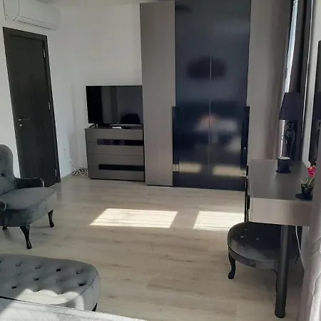 Apartamento Deluxe 2 Saints Constantine and Helena