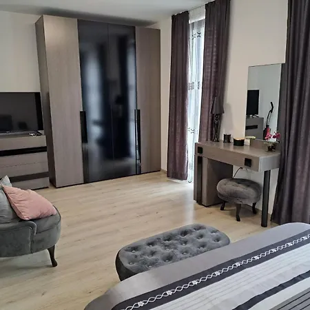 Apartamento Deluxe 2 Saints Constantine and Helena