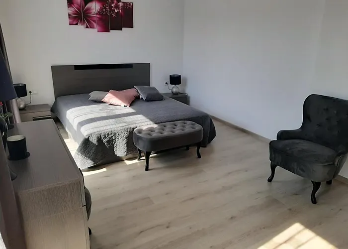 Deluxe 2 Apartment Saints Constantine and Helena