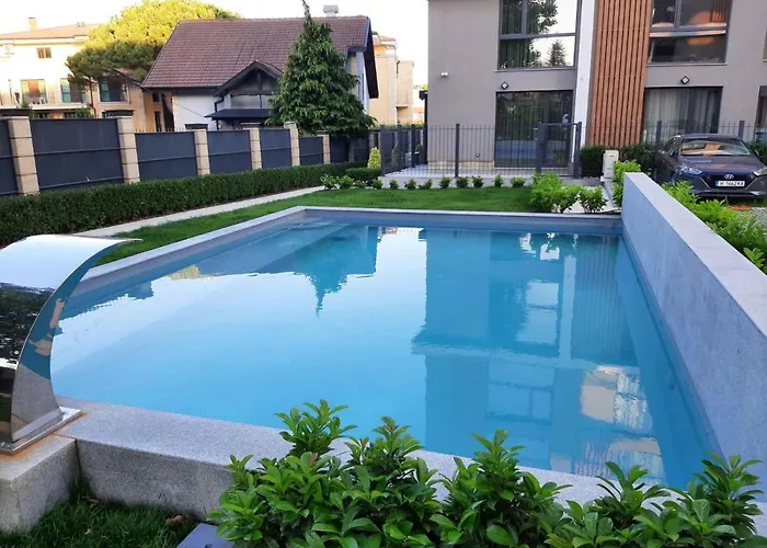 Deluxe 2 Apartment Saints Constantine and Helena