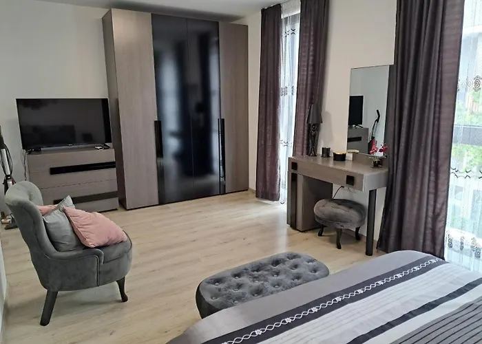 Apartment Deluxe 2 Saints Constantine and Helena