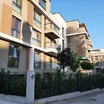 Διαμέρισμα Deluxe 2 *