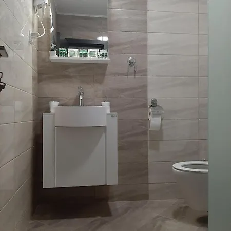 Deluxe 2 Sf. Constantin și Elena