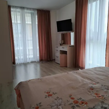 Deluxe 2 Sf. Constantin și Elena