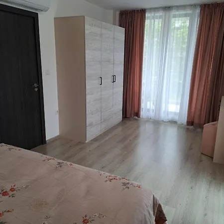 Deluxe 2 * Sf. Constantin și Elena